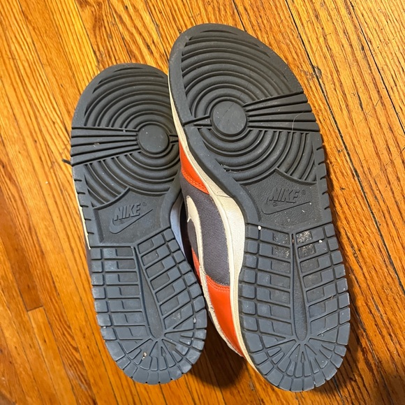 Nike dunks orange and gray - Picture 4 of 4